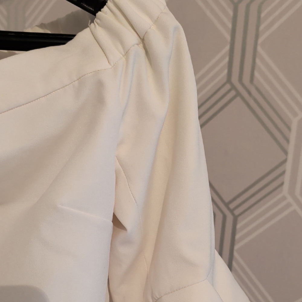 Cream Ruffle Sleeve Blouse - Picture 3 of 7